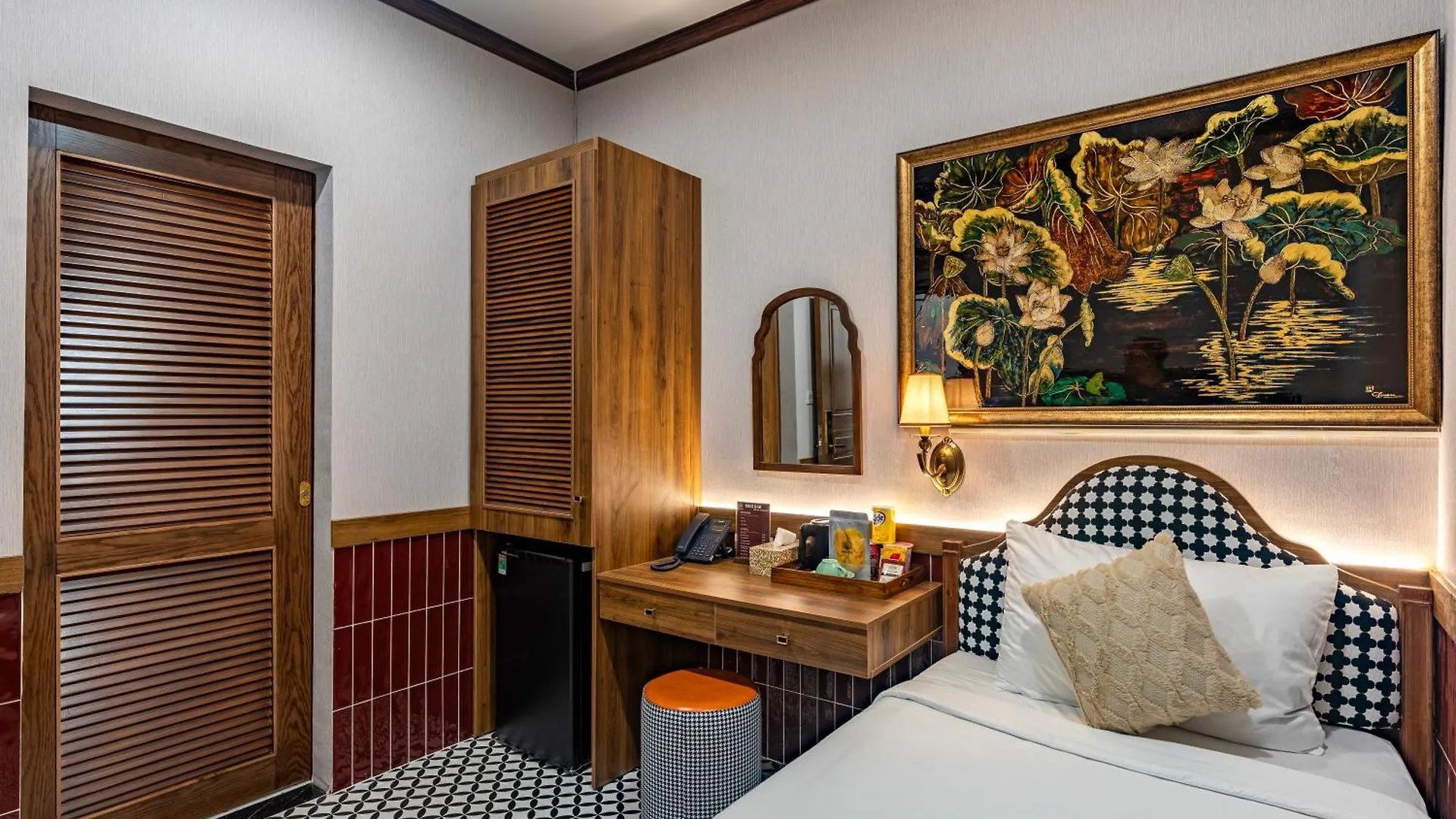 White Lotus - Heritage Hotel Ho Chi Minh City 0*,